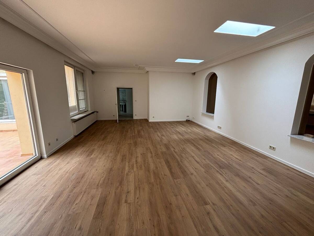 Tolles großzügiges Hinterhaus – 40223 Düsseldorf – Bild 1 von 6