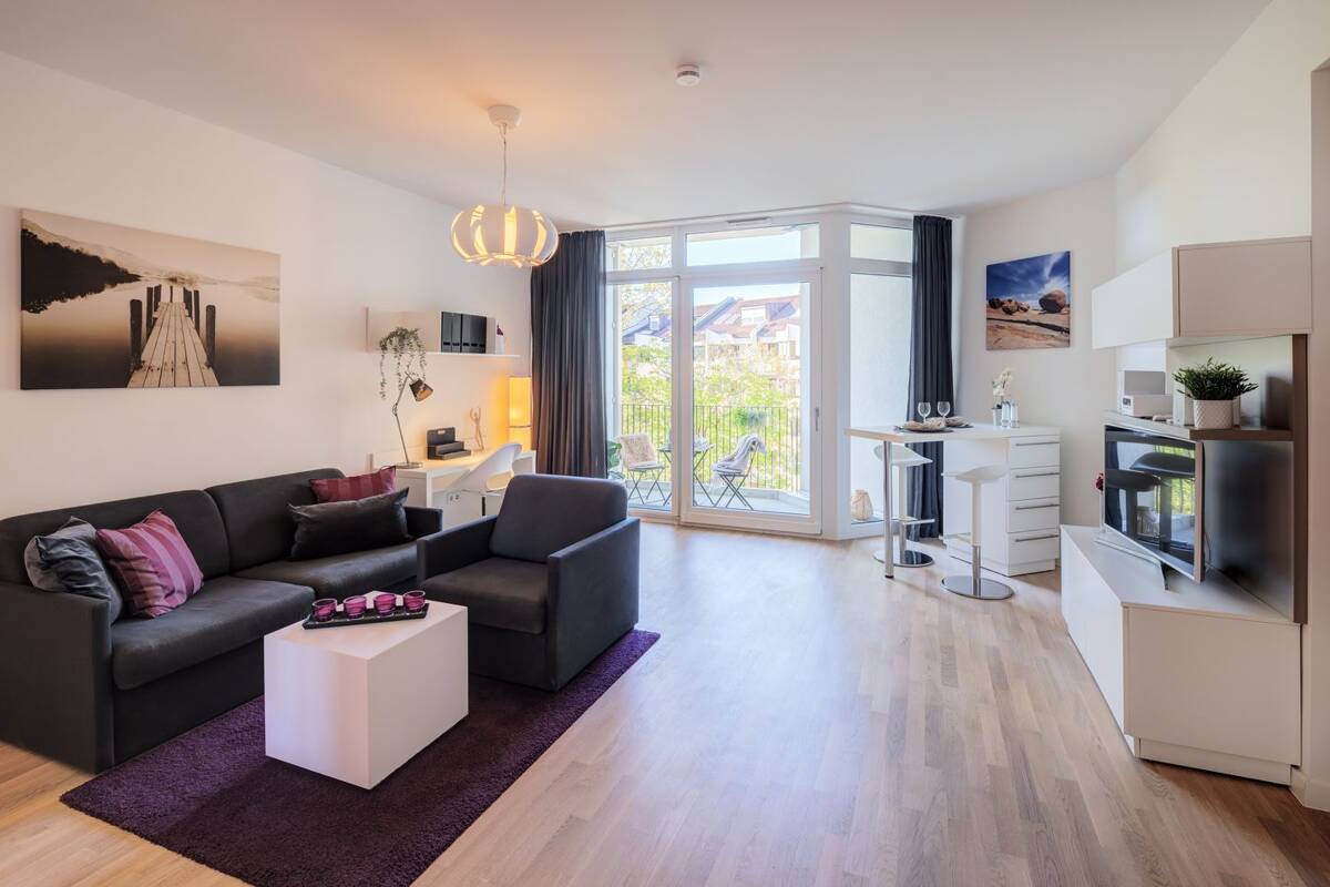 Bogenhausen: Schickes 1,5-Zimmer Apartment - bald frei – 81677 München – Bild 1 von 9