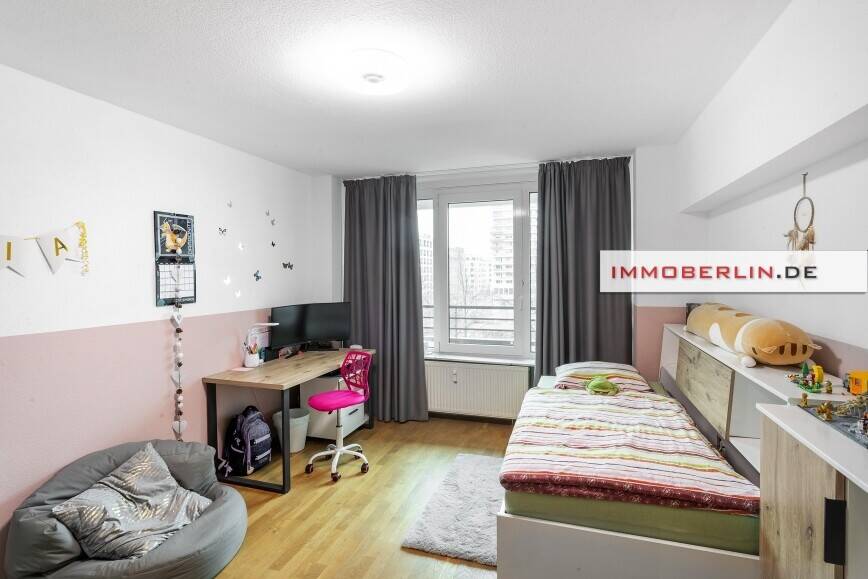 IMMOBERLIN.DE - Toplage Mitte! Großzügige Wohnung mit Loggien & exquisiten Ausstattungen – Berlin – Vorschaubild 4