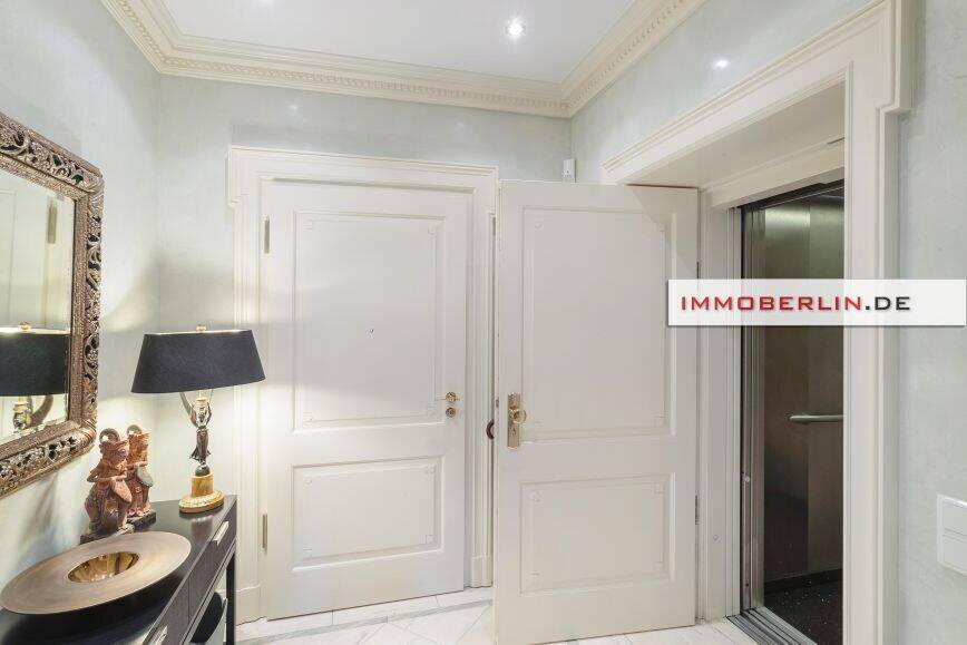 IMMOBERLIN.DE - Luxuriöse Wohnung mit Südwestterrasse, 2 Kaminen, Sauna, Lift, 3 Tiefgaragenplätzen – Berlin – Vorschaubild 9