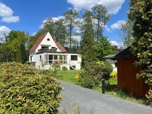 Tolles Grundstück mit über 1.300 m2 und charmanter Immobilie für die ganze Familie -- Bebauungs-Reserve vorhanden! – 28355 Bremen – Vorschaubild 8