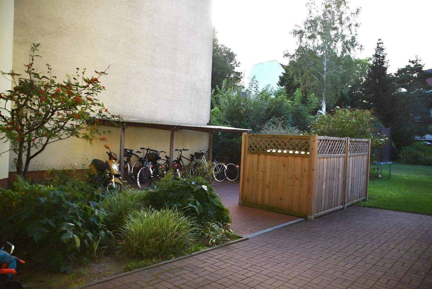 Kapitalanlage : Grüne Aussichten inklusive – Dachgeschosswohnung am Park nahe Wissenschaftsstandort Adlershof – Berlin – Vorschaubild 9