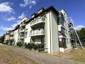 Vermietete 4-Zimmer-Wohnung mit Tiefgaragenstellplatz