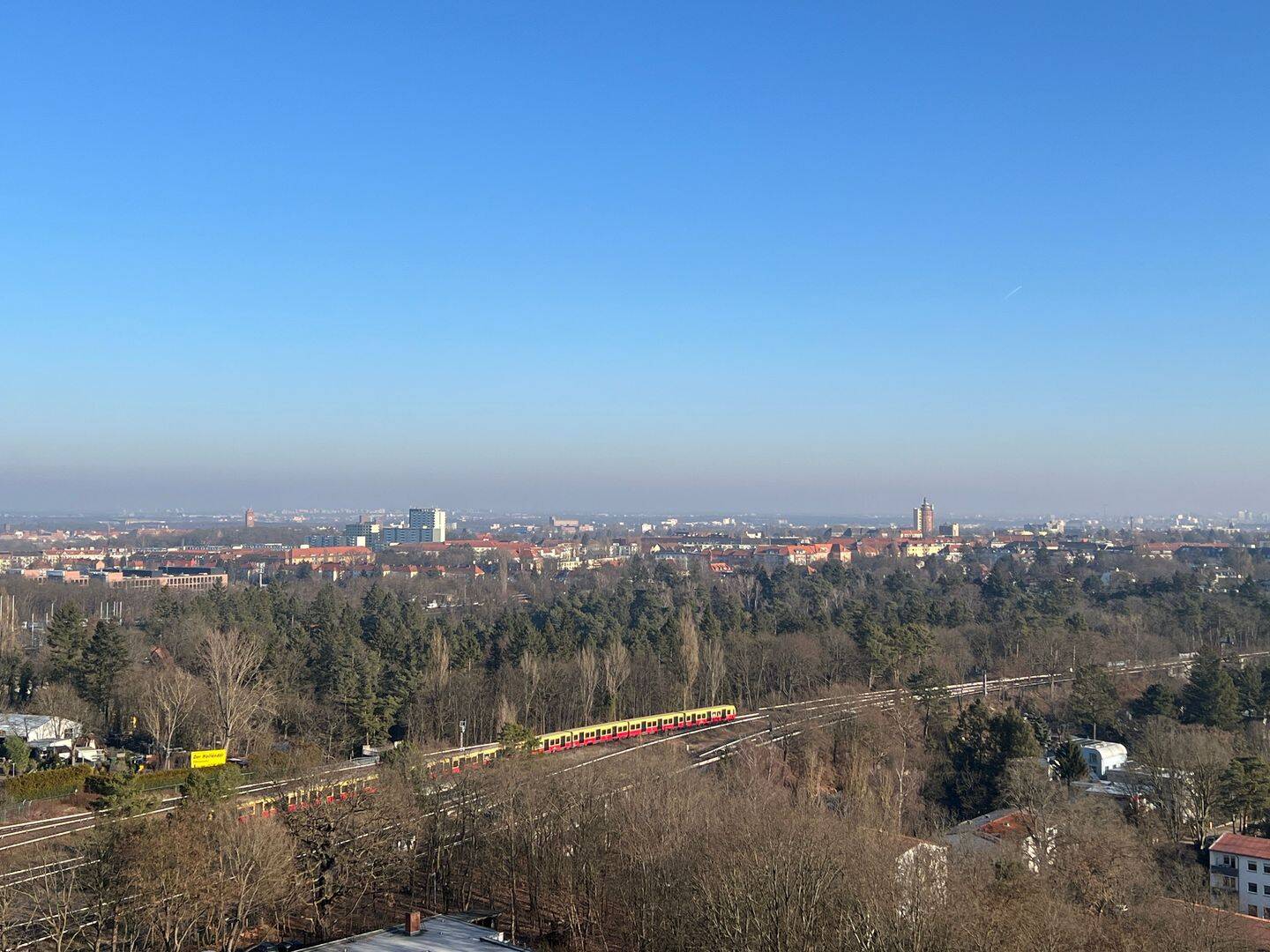Kreative Köpfe gesucht - renovieren vs. umfassend sanieren - 3 Zi. Maisionette im Corbusierhaus – Berlin – Vorschaubild 5