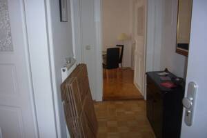 Gepflegt 2-Zimmer-Wohnung mit Balkon in München-Ludwigsvorstadt – 80336 München – Vorschaubild 3