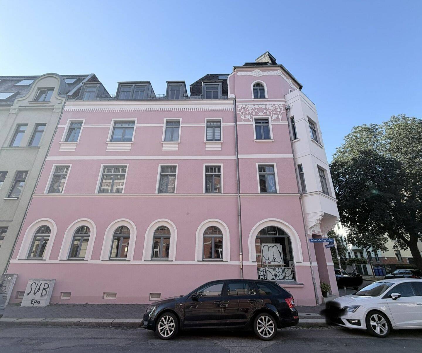 3-Raumwohnung mit Altbaucharme und Loggia als Kapitalanlage – Zwickau – Bild 1 von 1