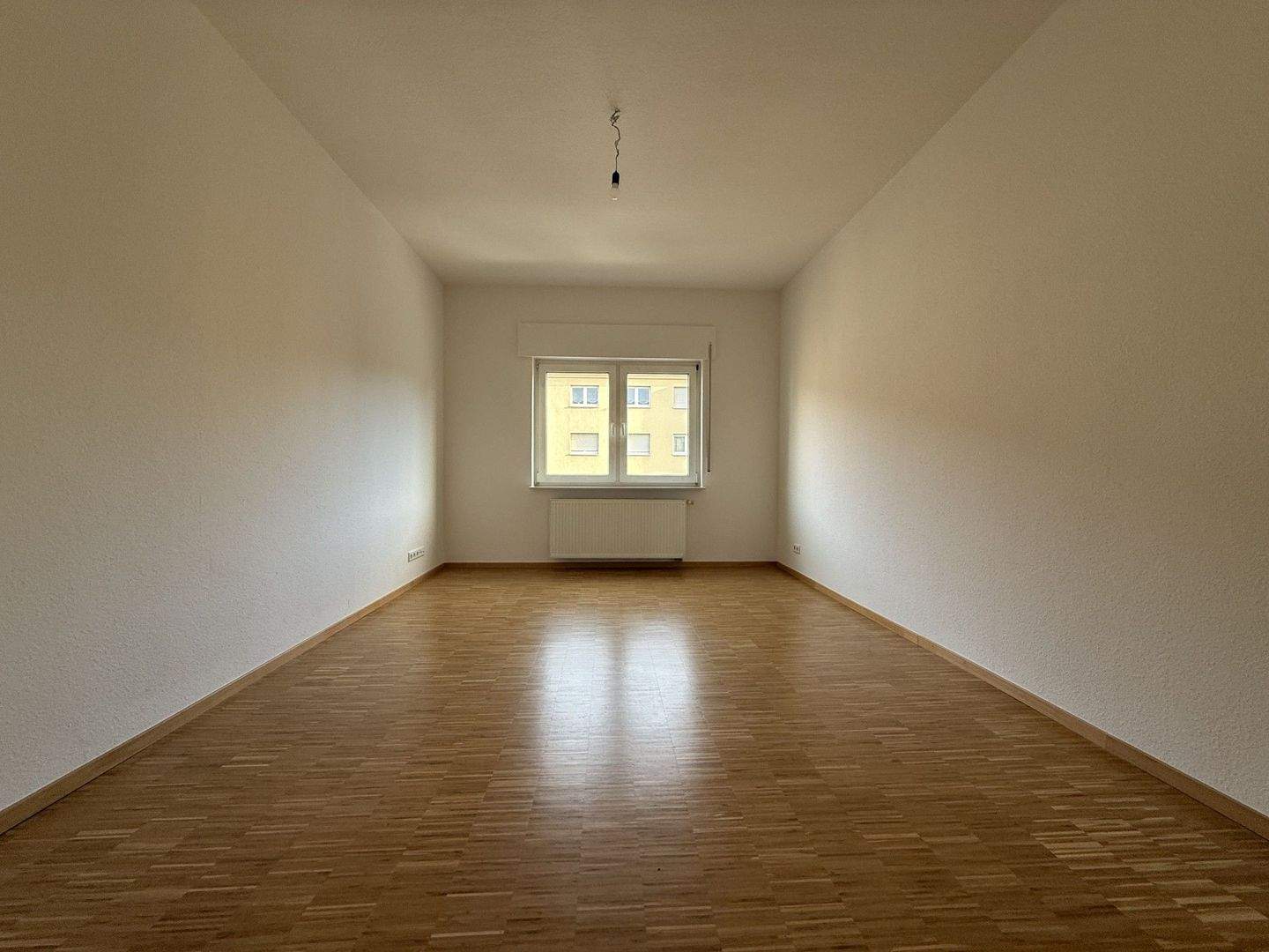 Großzügige 4-Zimmer-Wohnung sucht Familie – Mannheim – Vorschaubild 3