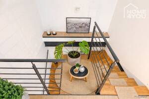 LOFT im luxuriös sanierten Gutshof, 144 qm, 2 SZ, Bad, WC, Einbauküche, Garten&Terrassen, Tiefgarage – 50997 Köln – Vorschaubild 9