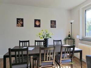 (EF1218_M) Kassel-Stadt: Kirchditmold, komplett möblierte Wohnung mit 2 Schlafzimmern und Balkon, WLAN – 34130 Kassel – Vorschaubild 4