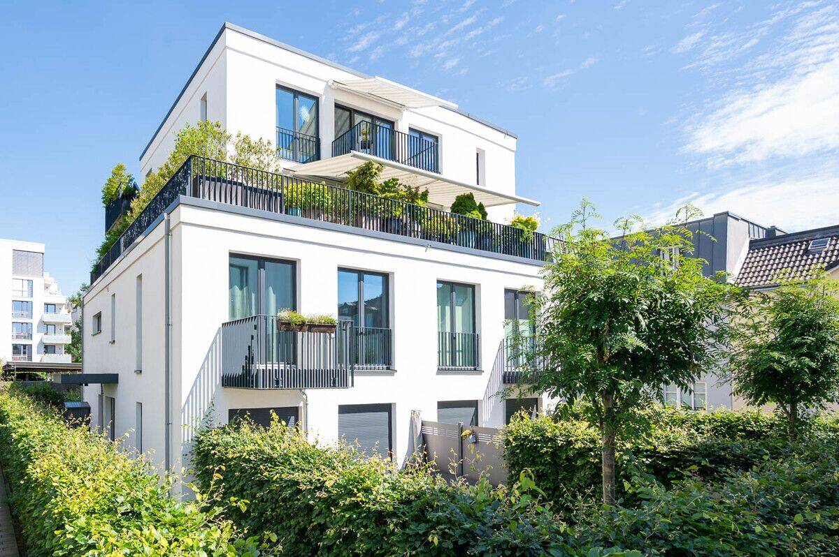 Exklusives Penthouse über zwei Ebenen in ruhiger Innenhoflage! – 22299 Hamburg – Bild 1 von 9