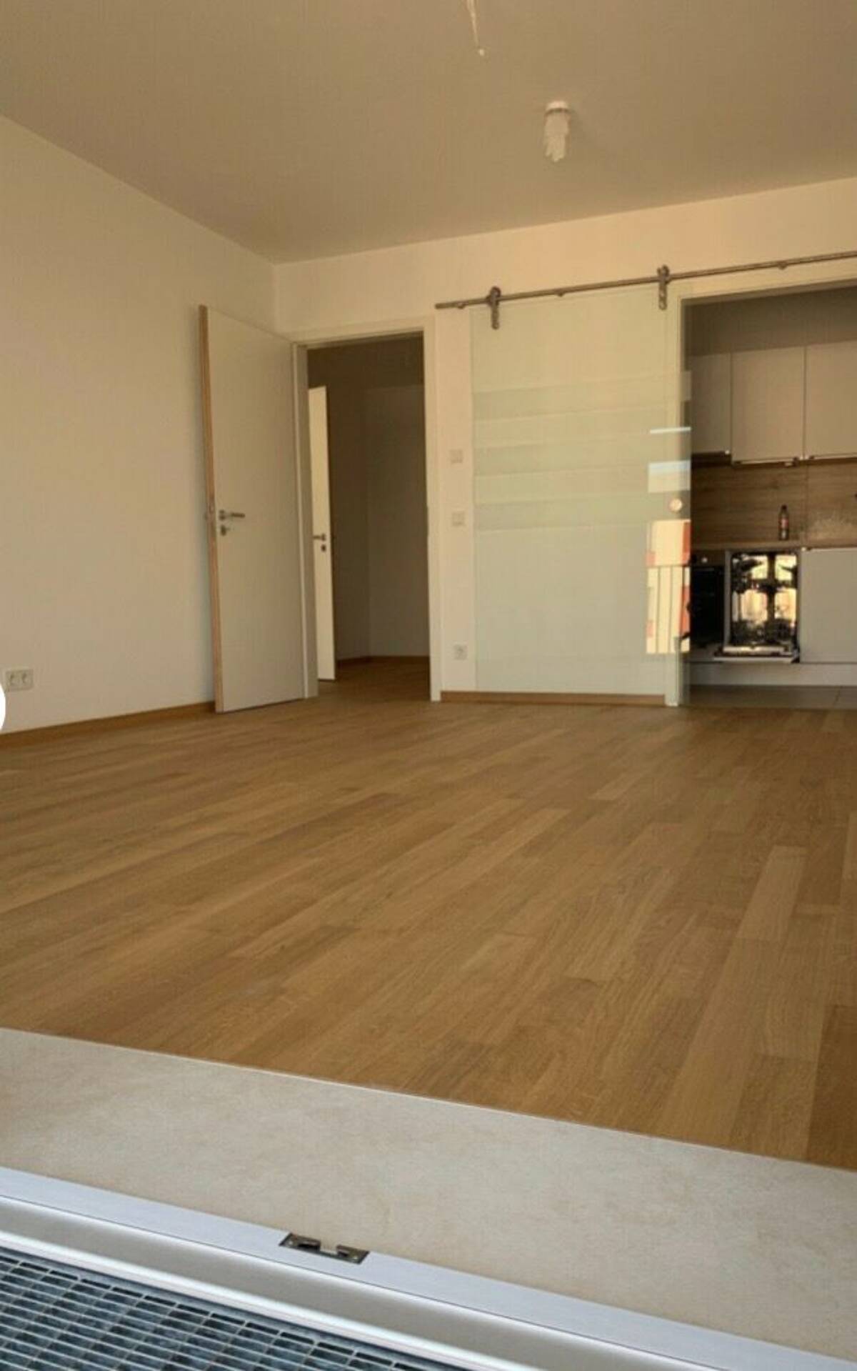 Moderne 2-Zimmer-Wohnung (BJ 2021) in TOP-Lage mit Balkon & Dachterrasse & Einbauküche – 93047 Regensburg – Bild 1 von 9