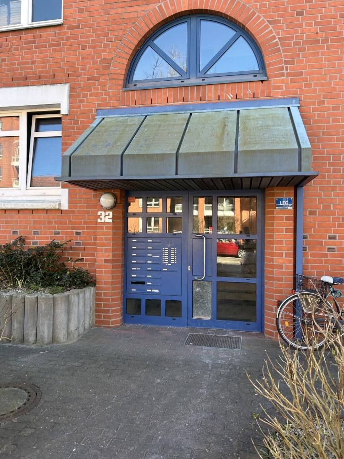 2-Zimmer-Wohnung in Kiel Wik – 24106 Kiel – Bild 1 von 9