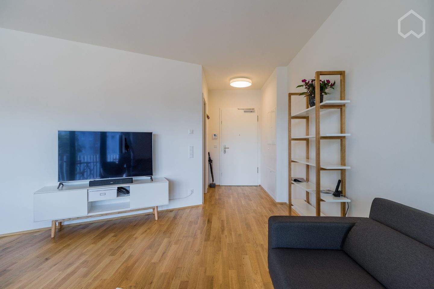 Modernes Apartment in Mitte mit Balkon und moderner neuer Ausstattung – Berlin – Vorschaubild 9