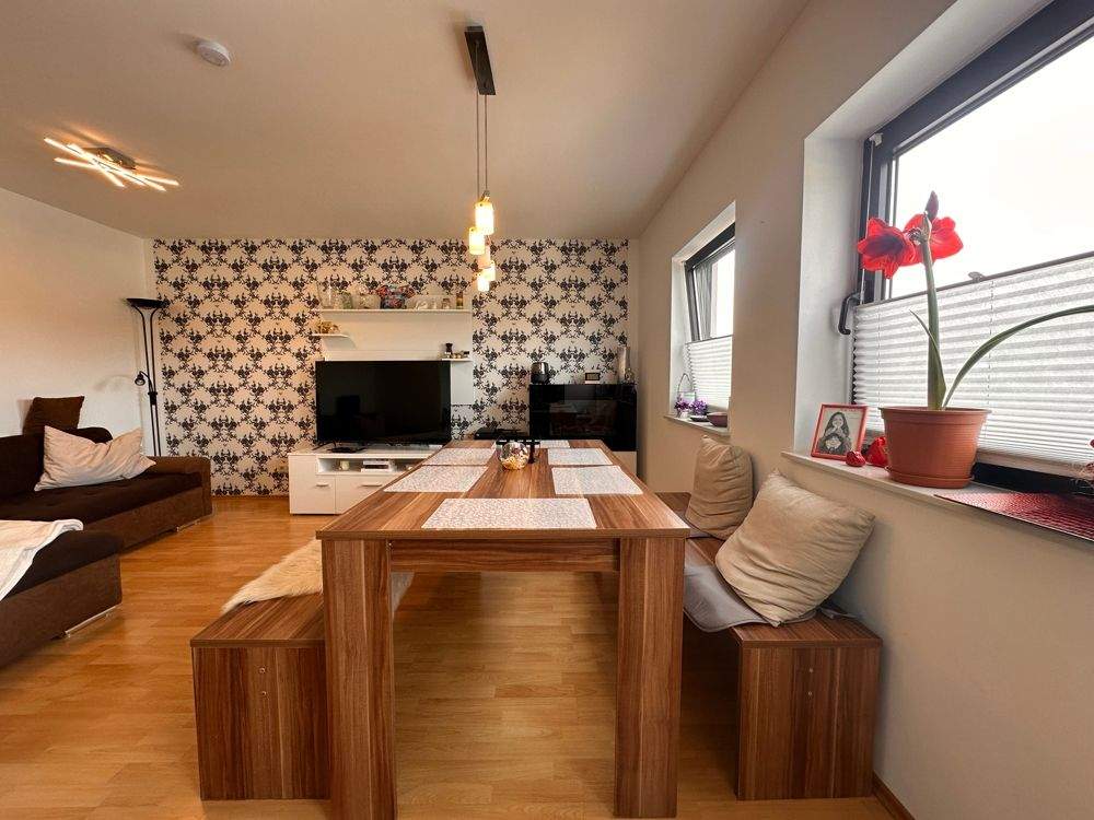 Helle 3,5ZKB Wohnung mit Garten und 2 Parkplätze – Saarbrücken – Vorschaubild 7