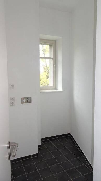 Moderne - Wohnung - offene Küche, Fußbodenheizung und Parkett!! – Chemnitz – Vorschaubild 8