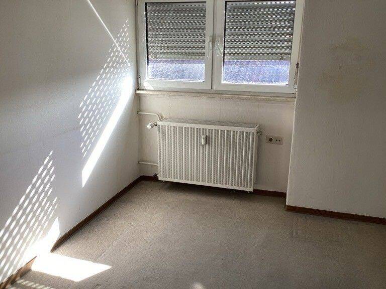 Wo das Leben so spielt - individuelle 2-Zimmer Wohnung im Dachgeschoss – Stuttgart – Vorschaubild 2