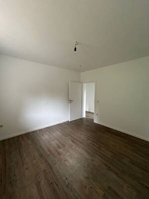 Modernisierte Wohnung mit 3,5 Zimmern und Balkon in Bochum-Eppendorf - Bezug ab 01.12.26 – 44869 Bochum – Vorschaubild 9