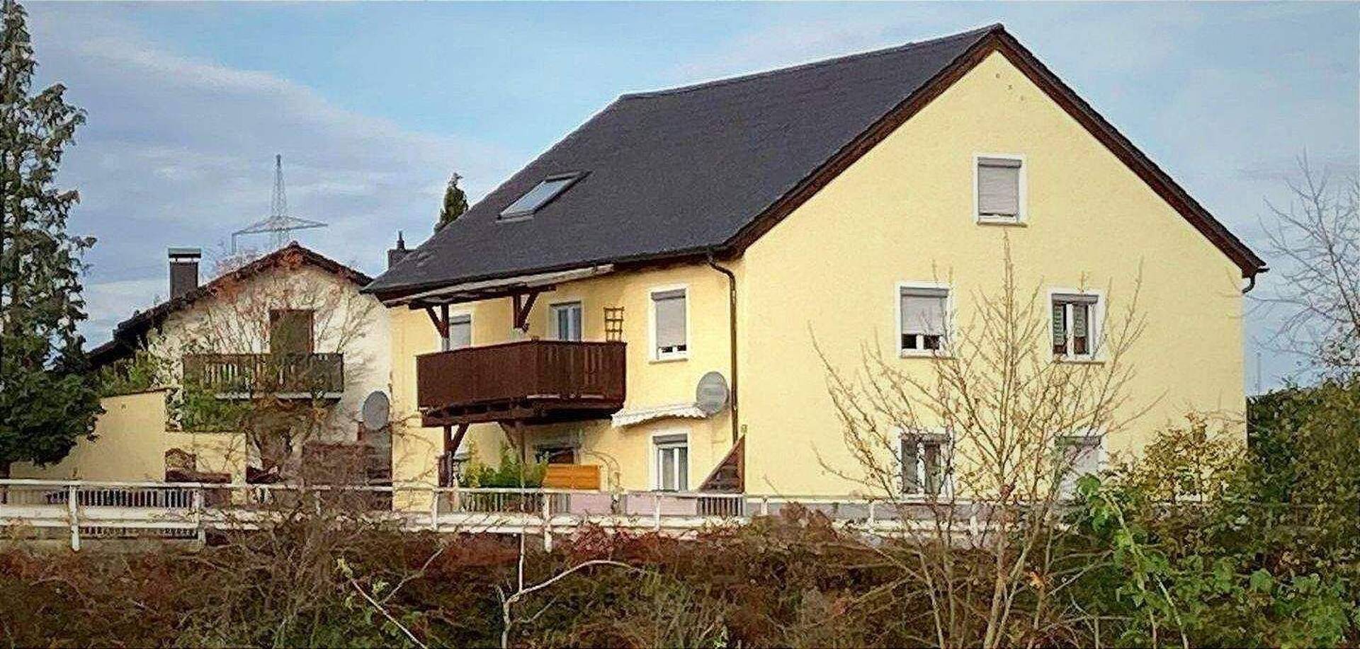 Mehrfamilienhaus in 93128 Regenstauf mit 278 m² kaufen