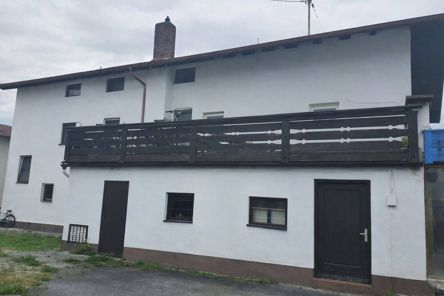 Zentral gelegenes Großgrundstück mit Altbestand - perfekt für Bauträger und Investoren! – Grassau – Bild 1 von 1