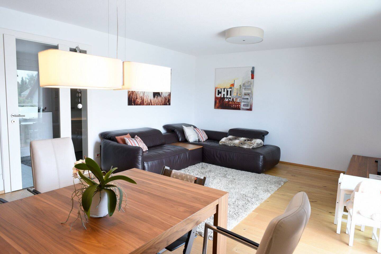 Neuwertige große Dachgeschosswohnung in Toplage mit Südbalkon – 85049 Ingolstadt (Altes Westviertel) – Ingolstadt – Vorschaubild 2