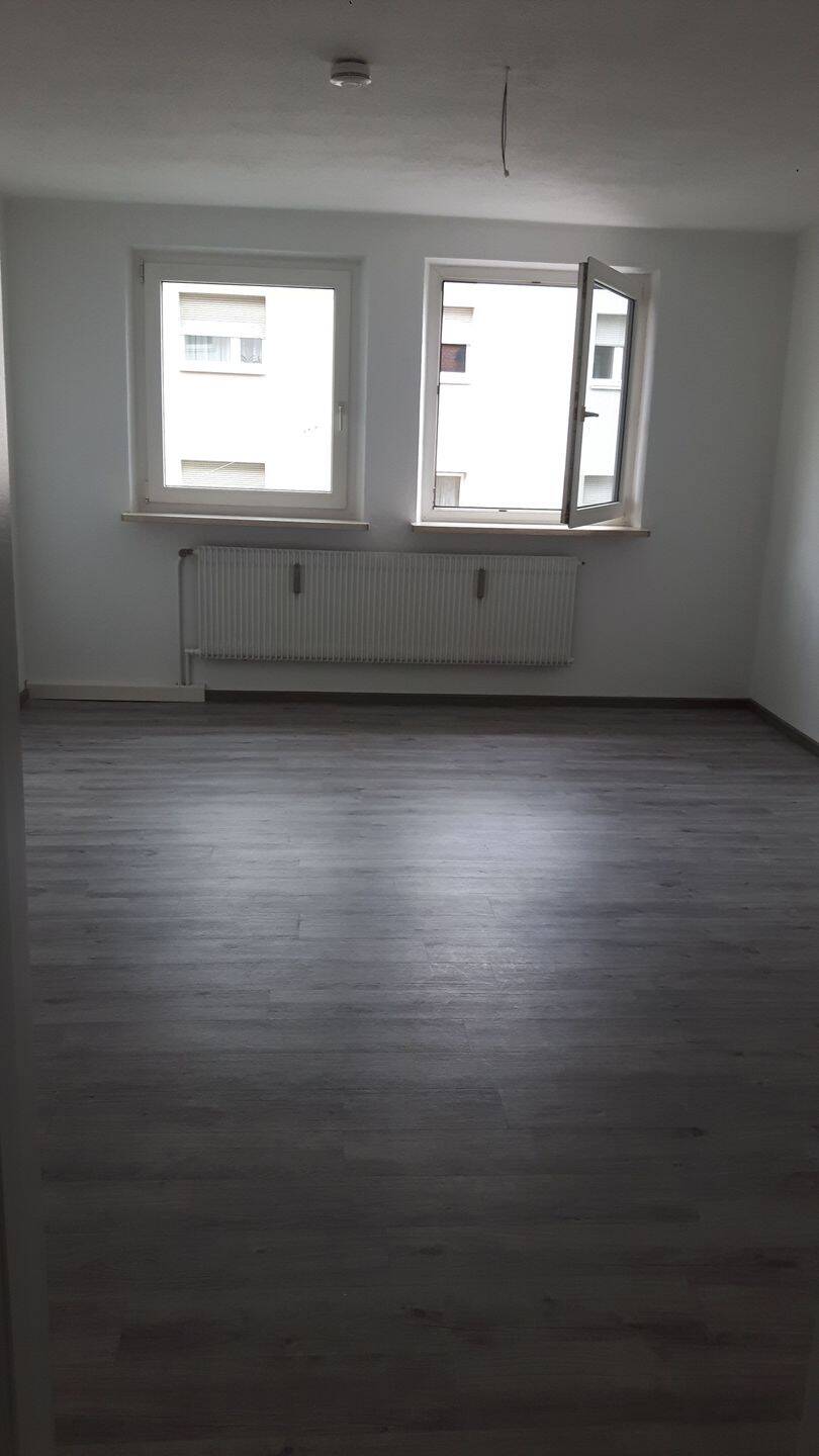 Vermieten renovierte 3 Zi-Whg Zentrumsnähe – Nürnberg – Vorschaubild 7