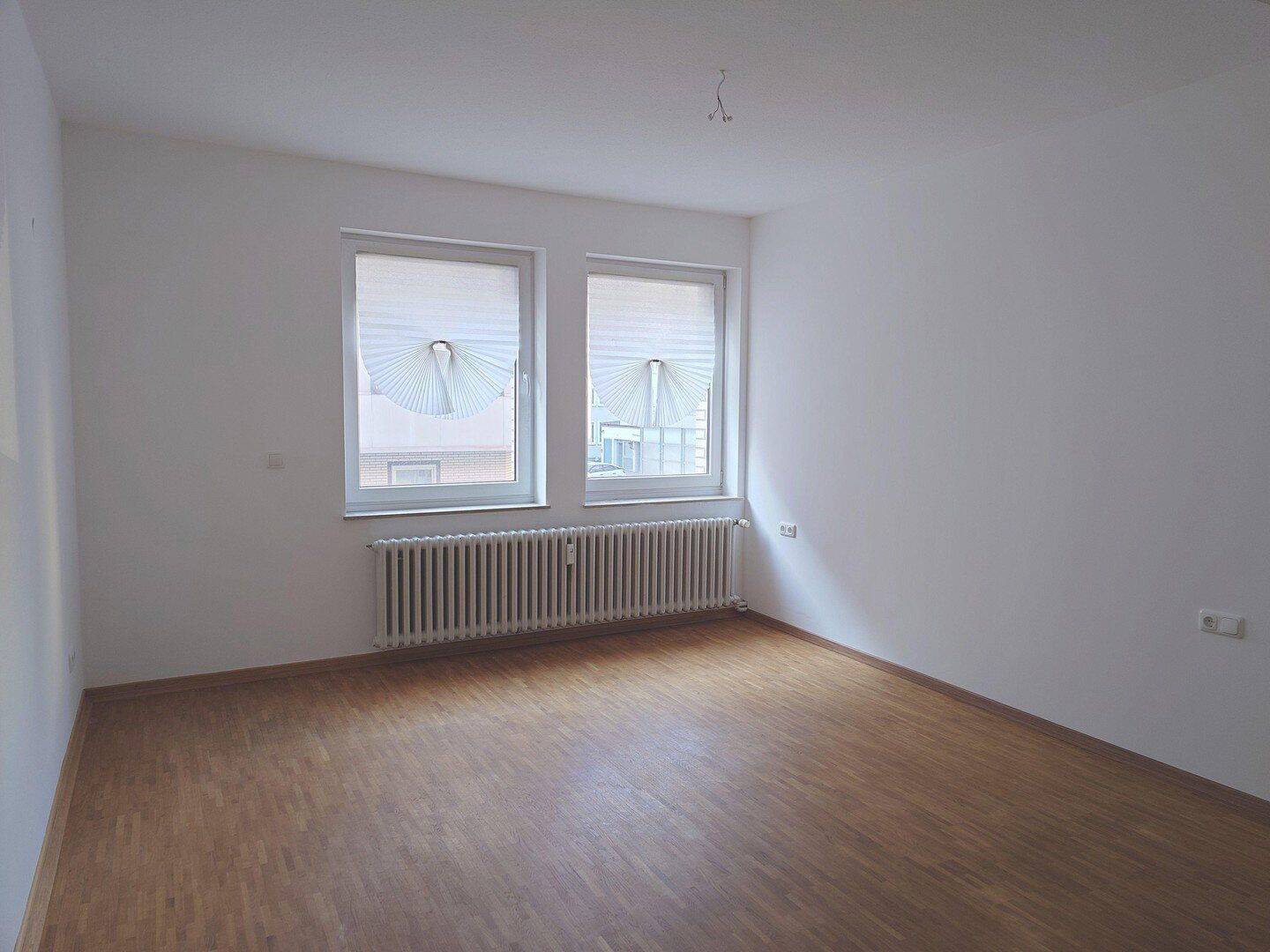 Zentral aber ruhig: Sanierte Wohnung in der City – Hannover – Vorschaubild 4