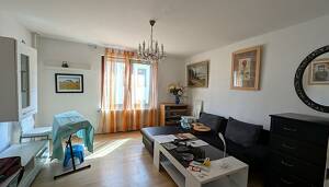 Helle, renovierte 3-Zimmer-Wohnung mit moderner Einbauküche - ein einladendes Zuhause erwartet Sie – 27576 Bremerhaven – Vorschaubild 2