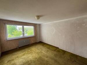 "Natur und Komfort - renovierungsbedürftige 4,5-Zi.-OG-ETW in Stuttgart-Hoffeld" – 70597 Stuttgart – Vorschaubild 6