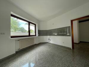 Exklusives Wohnerlebnis im Grünen - Großzügige 5-Zimmer-Erdgeschosswohnung mit privatem Garten am Brasselsberg! – 34132 Kassel – Vorschaubild 6