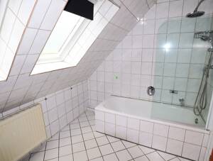 Solides Zweifamilienhaus (1995) in Meiendorf (Einfamilienhaus mgl.) – 22145 Hamburg – Vorschaubild 6