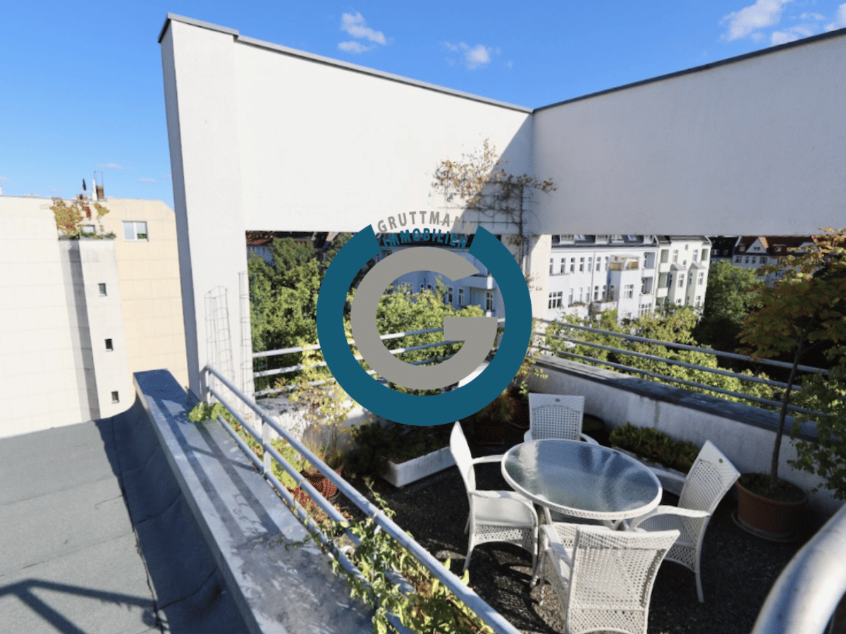 AUFZUG, BALKON & GEMEINSCHAFTLICHE DACHTERRASSE - ZENTRAL GELEGEN - ZUM NEU GESTALTEN – 10715 Berlin – Bild 1 von 9