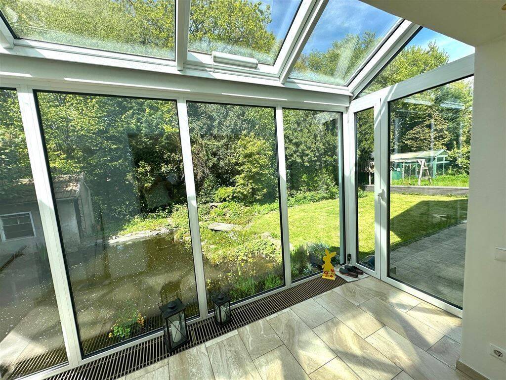 Wohnen in charmanter Lage, ETW im freist. Wohnhaus, gr. Gartenanl. Schimmteich, 2 Garagen – Essen – Vorschaubild 9