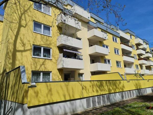 Etagenwohnung in 51067 Köln mit 65 m² kaufen