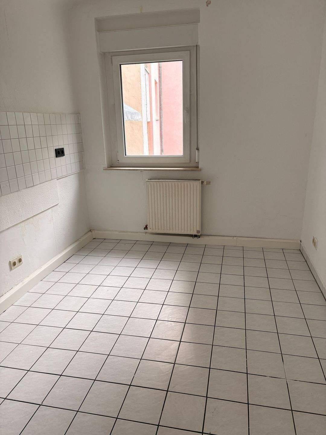 Großzügig geschnittene, helle 2-Zimmer-Wohnung mit Wintergartenbalkon - Stadtteil Rennweg – Nürnberg – Vorschaubild 8