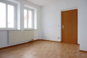 Ideal für Paare: 3-R-Wohnung mit großem Esszimmer, Balkon & Home-Office im 3. OG – 8527 Plauen – Vorschaubild 4