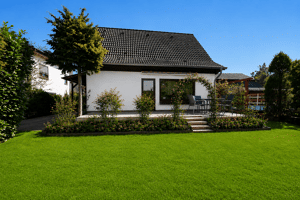 Freistehendes Einfamilienhaus mit Terrasse und Garten in Rudow, Berlin – 12357 Berlin – Vorschaubild 2