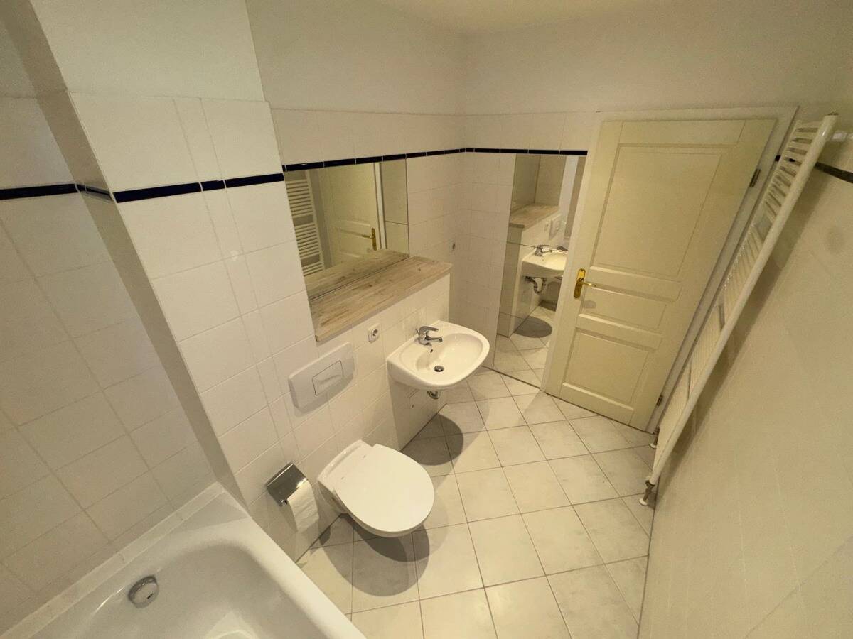 Stilvoll Wohnen * elbnah und großzügig * offene 1-Zi-Wohnung * Denkmalschutz – Dresden – Vorschaubild 8