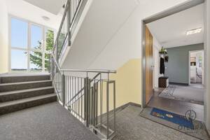 Heimstetten! Gepflegte, helle u. ruhige 4-Zi.-Whg. mit Balkon! Toller Grundriss! 2 Bäder! Seenähe! – 85551 Kirchheim bei München – Vorschaubild 7