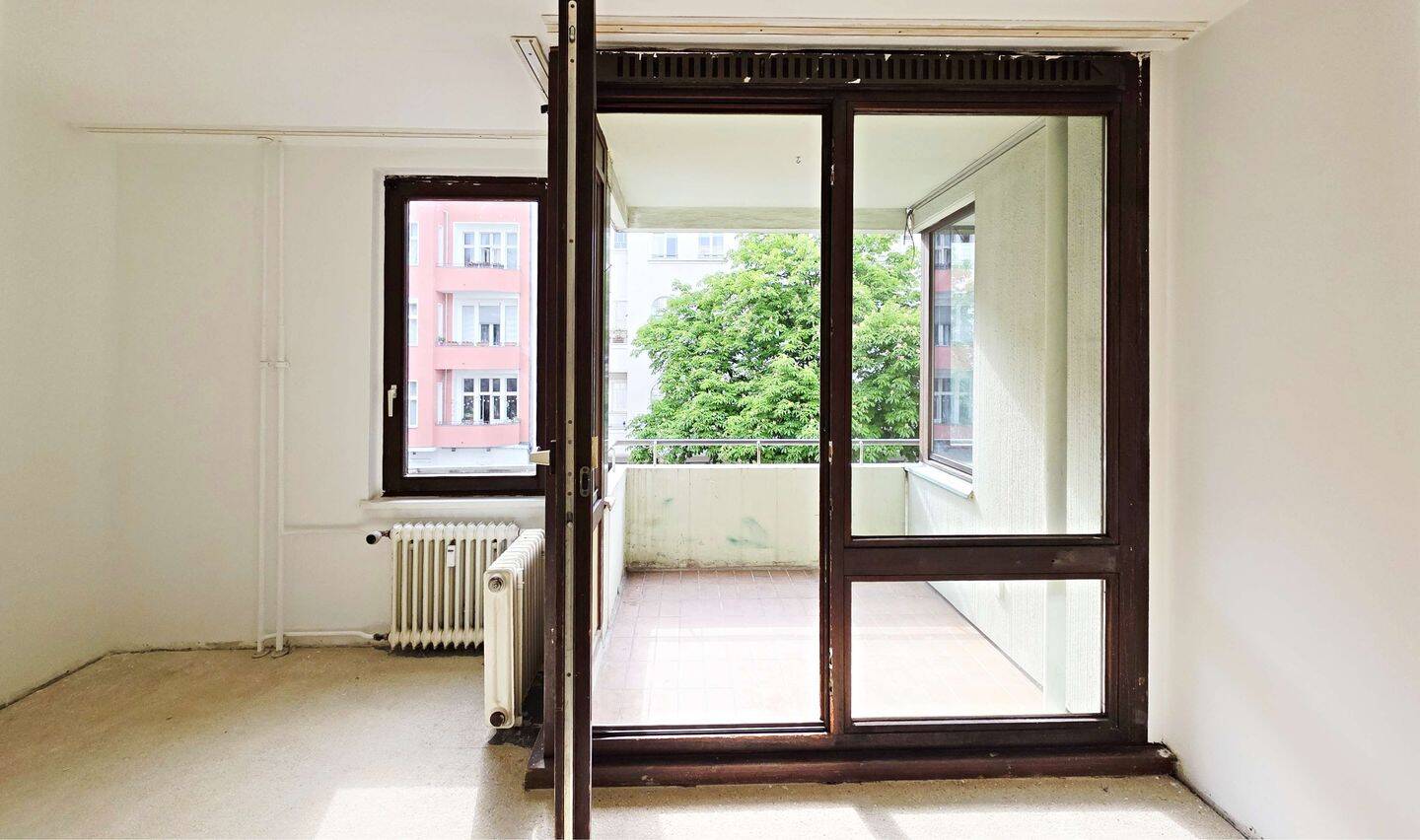 Freie großzügige 3-Zimmer-Wohnung mit 2 Westloggien und Fahrstuhl nur 300 Meter vom Kudamm! – Berlin – Vorschaubild 8