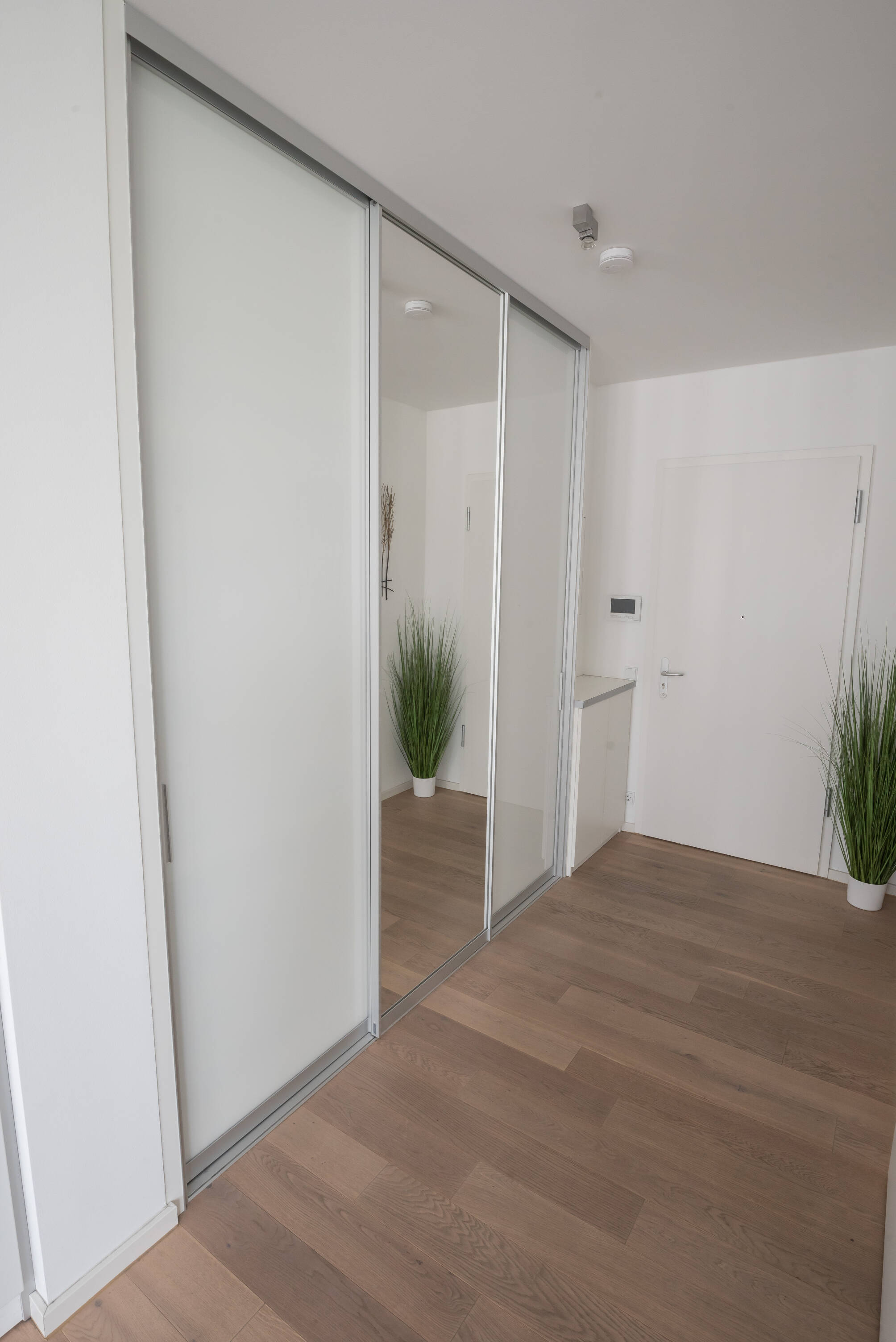 Möbliertes, extrem helles Apartment in zentraler Lage – München – Vorschaubild 8
