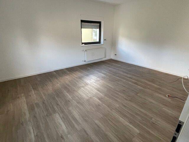 Frisch saniertes Reihenhaus in ruhiger Lage von Saarbrücken [HMR-O38E01] – Saarbrücken – Vorschaubild 2