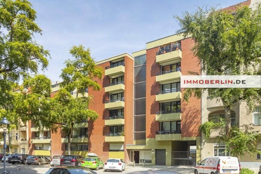 IMMOBERLIN.DE - Attraktive 2025 sanierte Wohnung mit Sonnenloggia in Spreenähe – Berlin – Bild 1 von 9