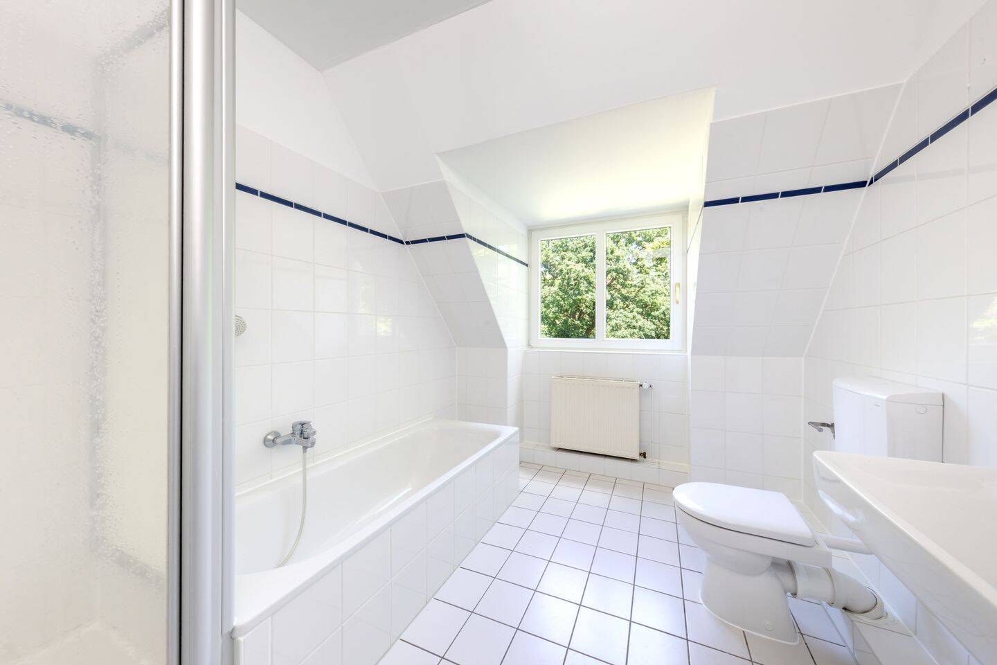Freie 3-Zimmer-Maisonette-Wohnung mit Südbalkon in Rissen – Hamburg – Vorschaubild 7