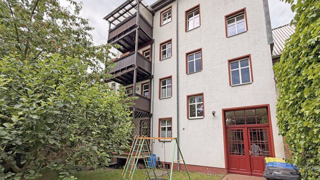 RESERVIERT! Ein stilvolles Mehrfamilienhaus im Stadtzentrum – Eberswalde – Vorschaubild 3
