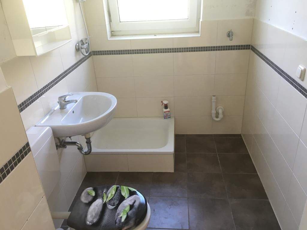 3-Zimmer-Wohnung mit Balkon in Gelsenkirchen Hassel – Gelsenkirchen – Vorschaubild 2