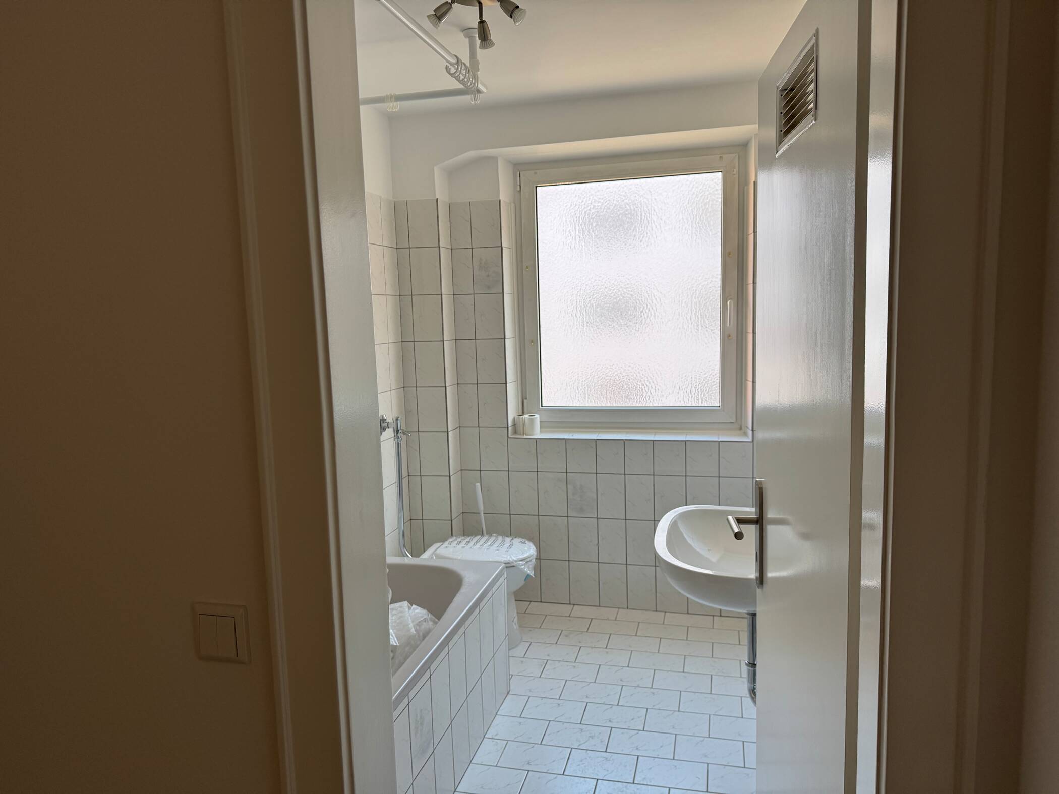 Helle, ruhige 3-Zimmer-Wohnung am Stadtpark – Nürnberg – Vorschaubild 5