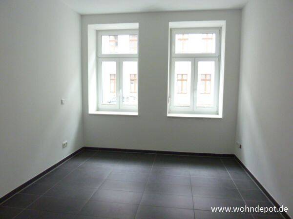 ab Juli * 2-RW * EBK mögl. * Hochparterre * Fliesenboden * FuBoHzg. * Anger-Crottendorf – Leipzig – Vorschaubild 4