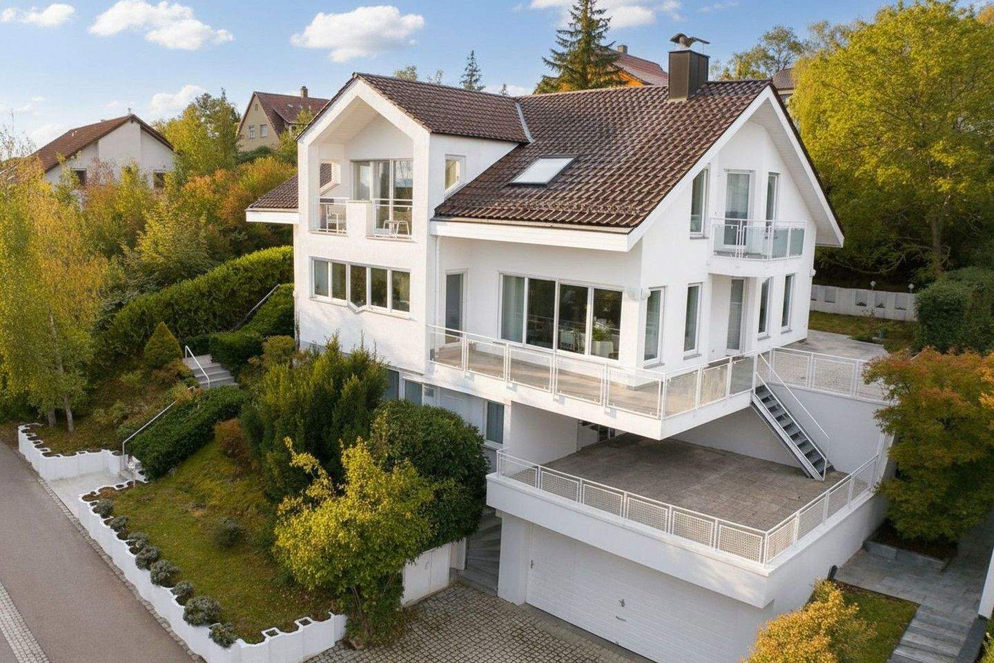 Courtagefrei: Stilvolles Architektenhaus in Bestlage von Weil der Stadt – Weil der Stadt – Bild 1 von 9