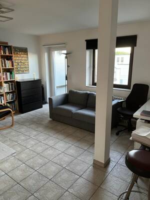Schöne vollmöblierte 1-Zimmer-Wohnung im Studentenviertel Duisburg-Duissern – 47058 Duisburg – Vorschaubild 2