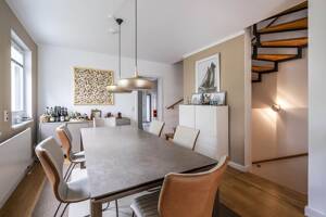 Modernes Stadthaus in bester Infrastruktur – 22393 Hamburg – Vorschaubild 2